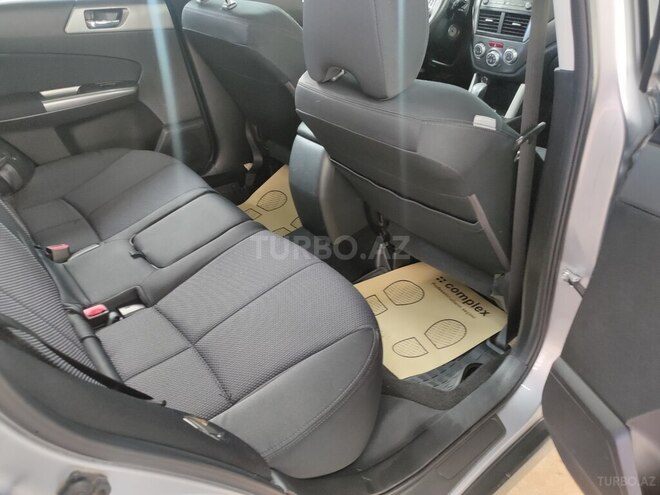 Subaru Forester-13