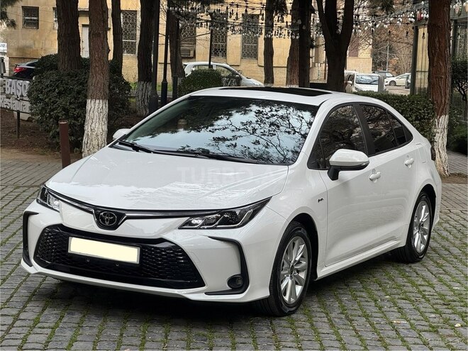 Toyota Corolla 2025, 12,800 km - 1.8 l - Bakı