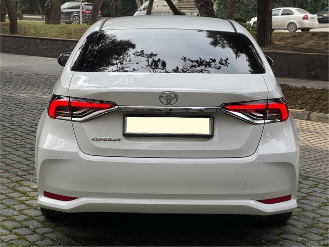 Toyota Corolla 2025, 12,800 km - 1.8 l - Bakı