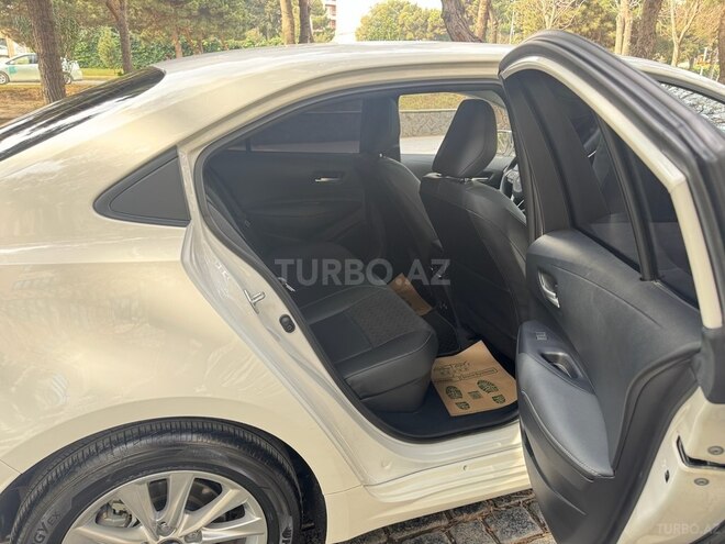 Toyota Corolla 2025, 12,800 km - 1.8 l - Bakı