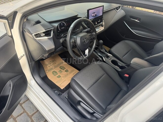 Toyota Corolla 2025, 12,800 km - 1.8 l - Bakı