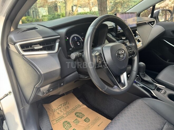 Toyota Corolla 2025, 12,800 km - 1.8 l - Bakı