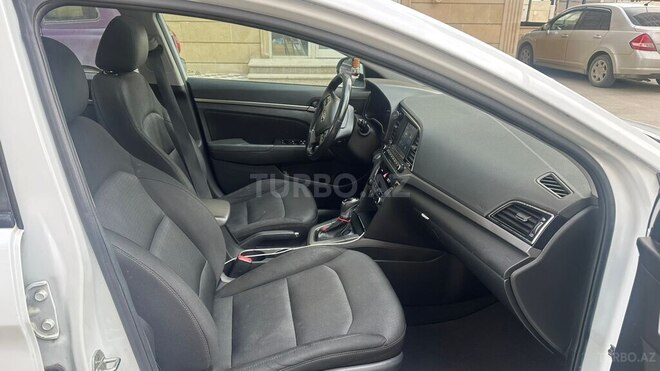 Hyundai Elantra 2017, 153,000 km - 2.0 l - Bakı