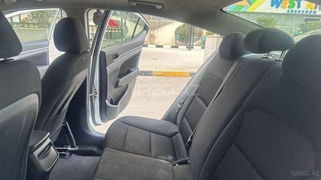Hyundai Elantra 2017, 153,000 km - 2.0 l - Bakı