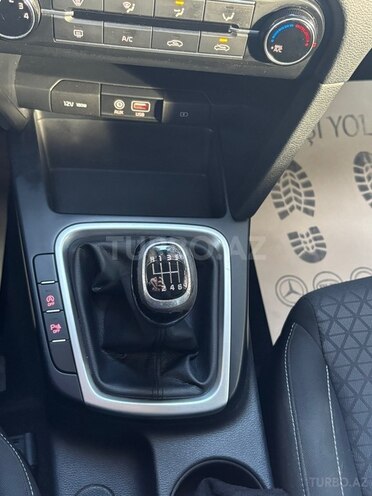 Kia  2019, 174,000 km - 1.6 l - Bakı