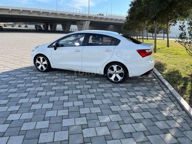 Kia Rio 2011, 211,590 km - 1.6 l - Bakı