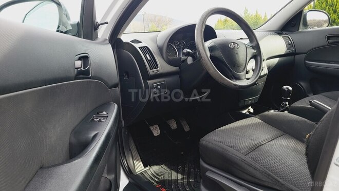 Hyundai i30 2009, 209,583 km - 1.4 л - Şəki