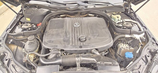 Mercedes E 250 2014, 294,000 km - 2.1 l - Bakı