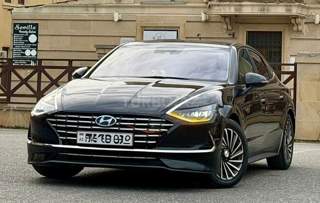 Hyundai Sonata-2