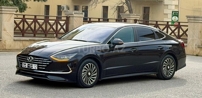 Hyundai Sonata-13