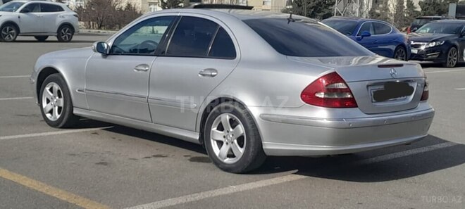 Mercedes E 270 2002, 350,000 km - 2.7 l - Bakı