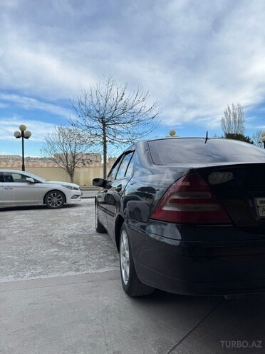 Mercedes C 200 2003, 564,000 km - 2.2 l - Bakı