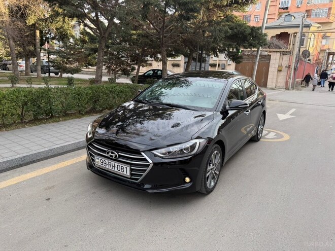 Hyundai Elantra 2018, 82,000 km - 2.0 л - Bakı