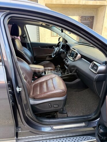 Kia Sorento 2015, 244,000 km - 2.0 l - Oğuz