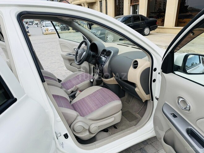 Nissan March-14