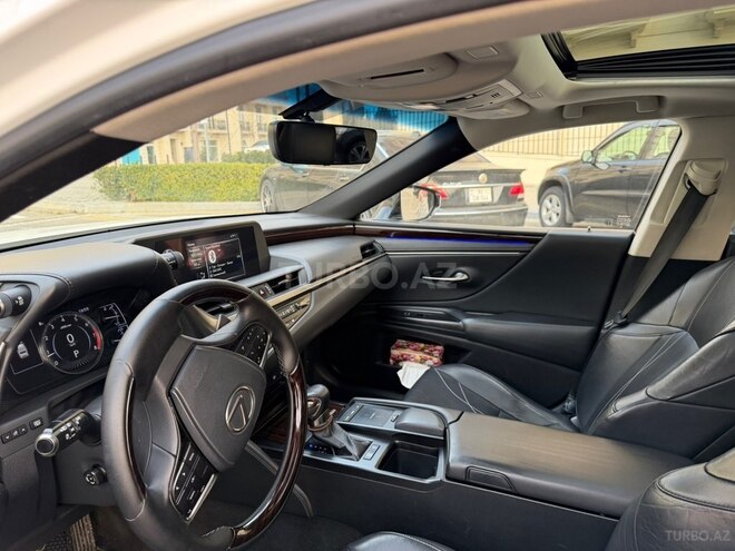 Lexus ES 250-6
