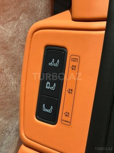Lynk & Co 900-16