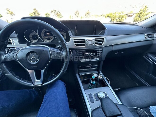 Mercedes E 200 2014, 299,000 km - 2.0 l - Bakı