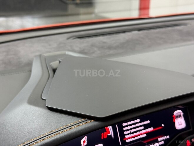 Lamborghini Huracan-12