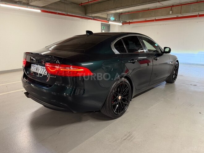 Jaguar XE-5