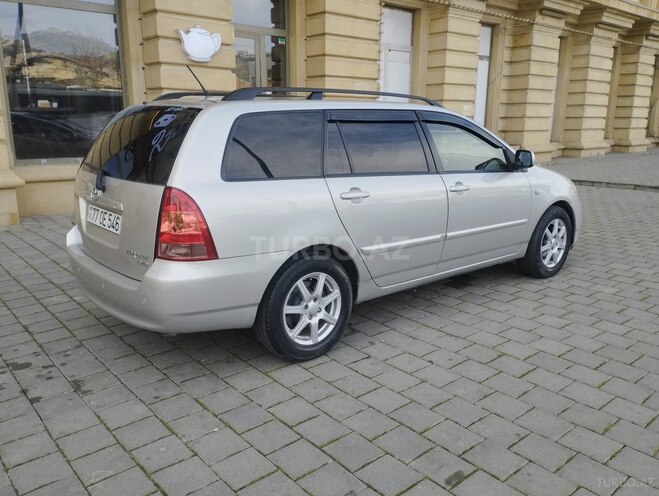 Toyota Corolla 2006, 295,000 km - 1.4 l - Bakı
