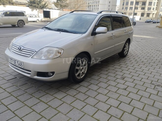 Toyota Corolla 2006, 295,000 km - 1.4 l - Bakı
