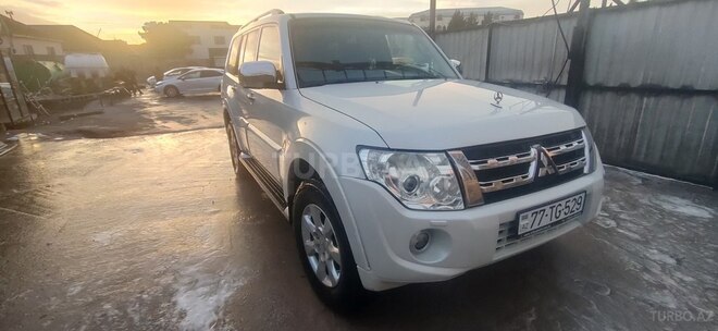 Mitsubishi Pajero 2012, 137,000 km - 3.8 л - Bakı