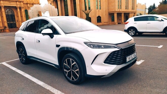 BYD Song L-4