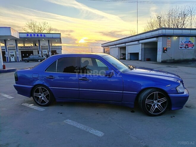 Mercedes C 280 1998, 300,000 km - 2.8 л - Şəki