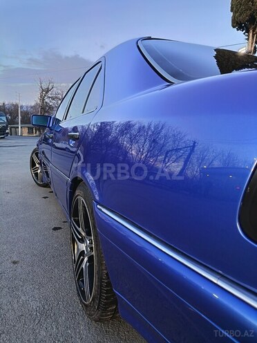 Mercedes C 280 1998, 300,000 km - 2.8 л - Şəki