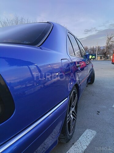 Mercedes C 280 1998, 300,000 km - 2.8 л - Şəki