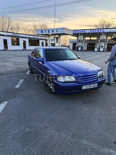 Mercedes C 280 1998, 300,000 km - 2.8 л - Şəki