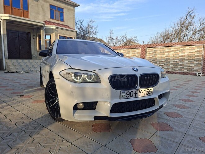 BMW 528 2013, 330,000 km - 2.0 l - Bakı
