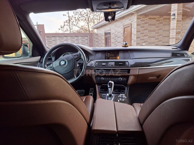 BMW 528 2013, 330,000 km - 2.0 l - Bakı