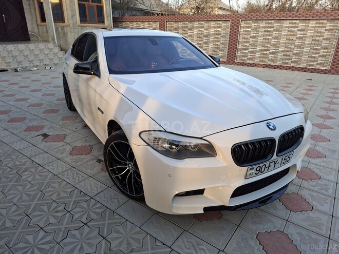 BMW 528 2013, 330,000 km - 2.0 l - Bakı