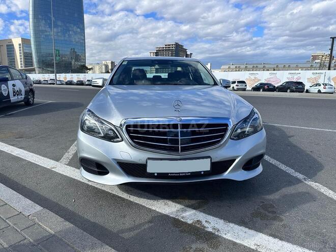 Mercedes E 220 2015, 330,000 km - 2.1 l - Bakı
