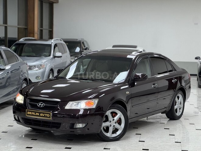 Hyundai Sonata-1