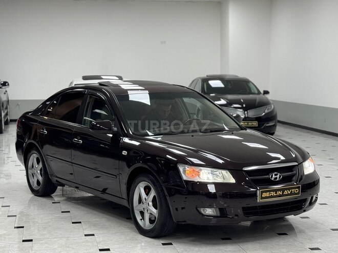 Hyundai Sonata-4