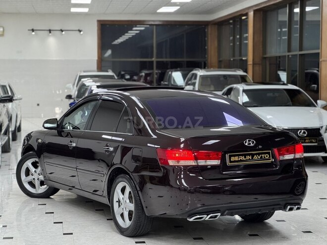 Hyundai Sonata-8