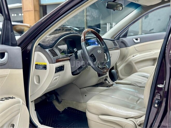 Hyundai Sonata-18
