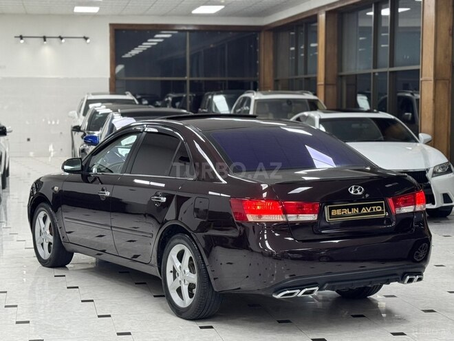 Hyundai Sonata-10