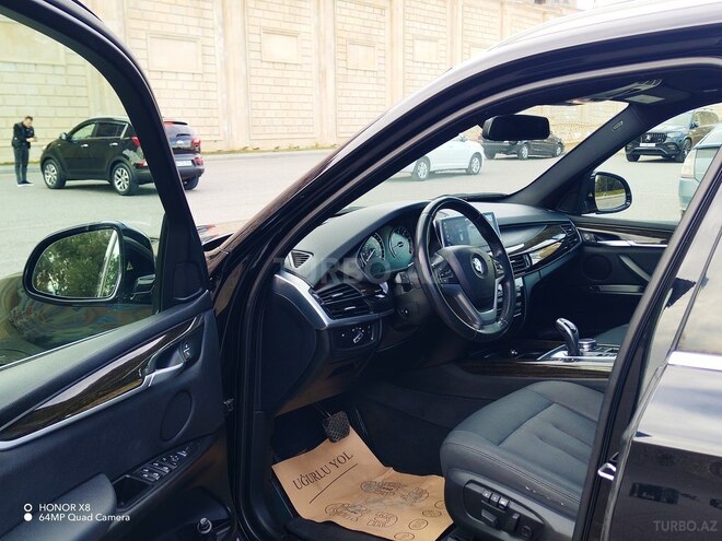 BMW X5 2018, 136,794 km - 3.0 l - Bakı