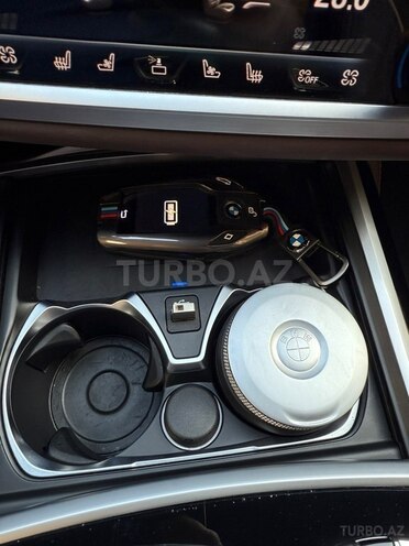 BMW 750 2019, 61,000 km - 4.4 l - Bakı