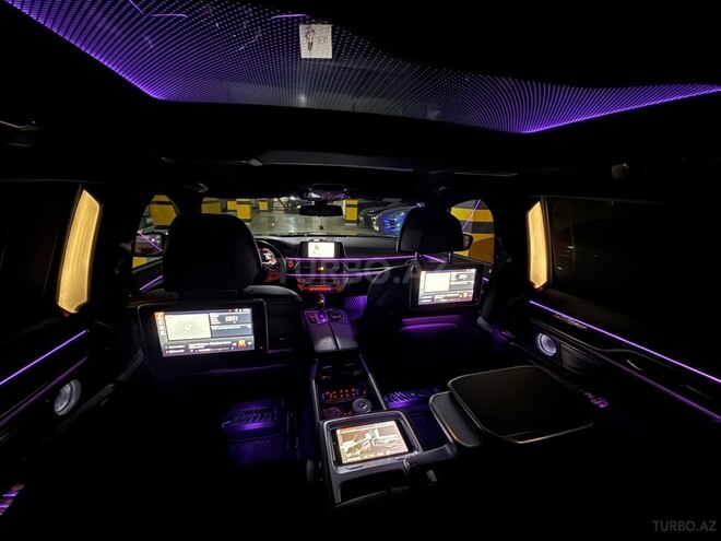 BMW 750 2019, 61,000 km - 4.4 l - Bakı