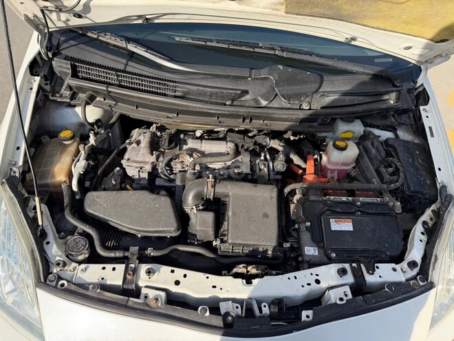 Toyota Prius 2013, 413,000 km - 1.8 l - Bakı