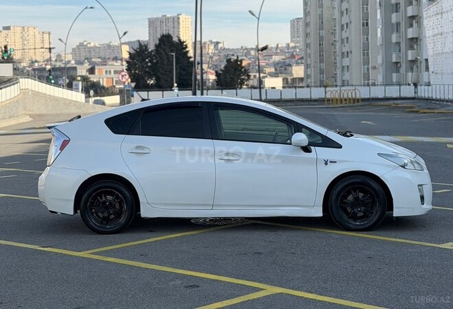 Toyota Prius 2013, 413,000 km - 1.8 l - Bakı