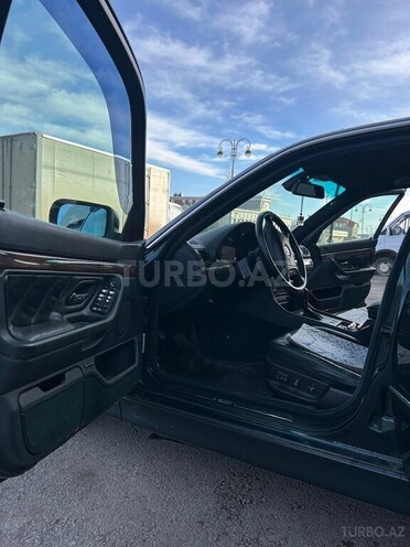 BMW 735 1998, 558,358 km - 3.5 l - Quba