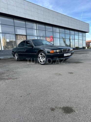 BMW 735 1998, 558,358 km - 3.5 l - Quba