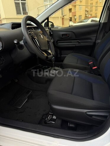 Toyota Aqua 2019, 57,000 km - 1.5 л - Bakı