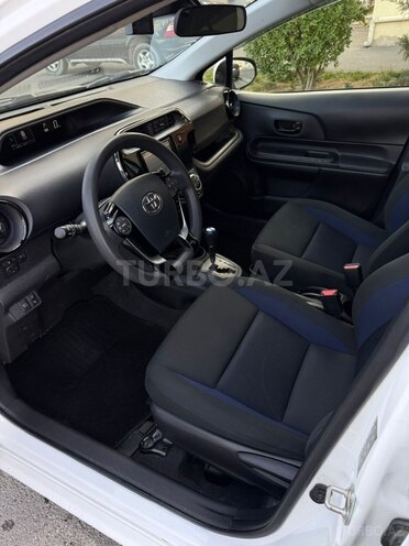 Toyota Aqua 2019, 57,000 km - 1.5 л - Bakı